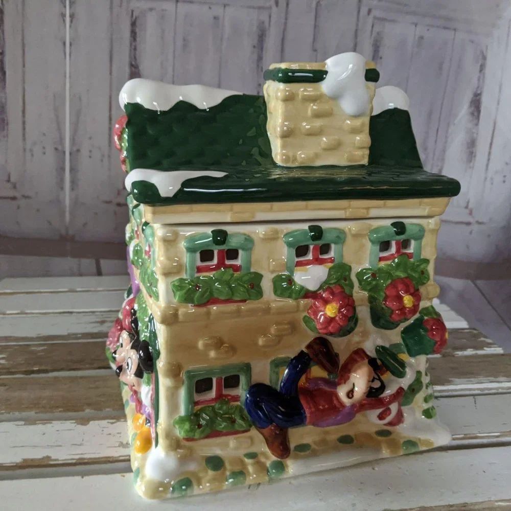 Teleflora Disney ftd Xmas cookie‎ jar flower shoppe